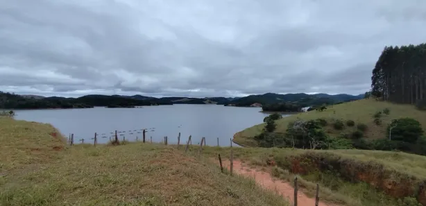 Fazenda / Sítio / Chácara com 2 Quartos para alugar, 50000m² no Espirito Santo, Paraibuna