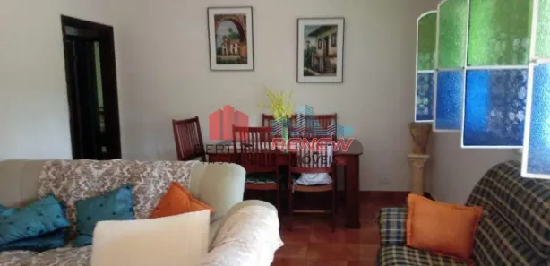 Fazenda / Sítio / Chácara com 6 Quartos à venda, 860m² no Sebandilha, Mairinque