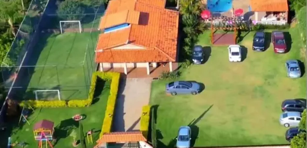 Fazenda / Sítio / Chácara com 3 Quartos à venda, 250m² no Ponunduva, Cajamar