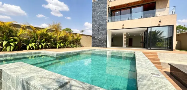 Casa de Condomínio com 5 Quartos à venda, 508m² no , Abadia de Goiás