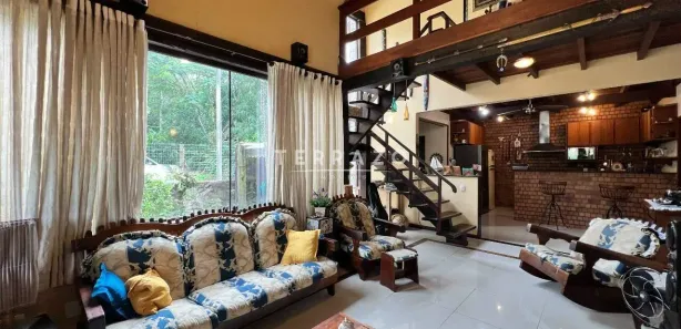 Casa de Condomínio com 3 Quartos à venda, 180m² no Limoeiro, Guapimirim