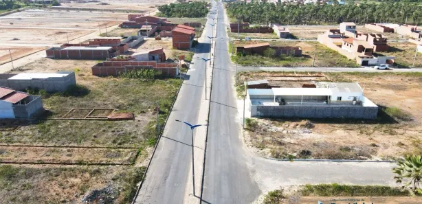 Terreno / Lote / Condomínio com 1 Quarto para venda ou aluguel, 165m² no Jardim Bandeirantes, Maracanaú