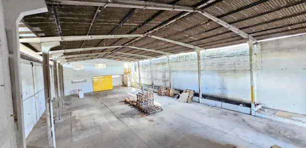 Galpão / Depósito / Armazém à venda, 1372m² no Vila da Inabi, Camaragibe