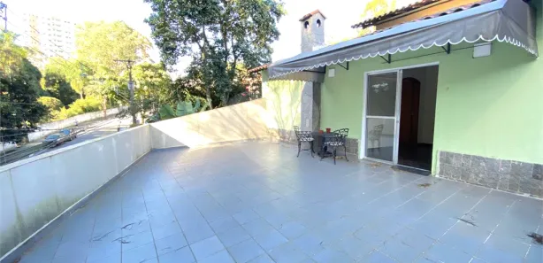 Sobrado com 6 Quartos para venda ou aluguel, 354m² no Centro, Diadema