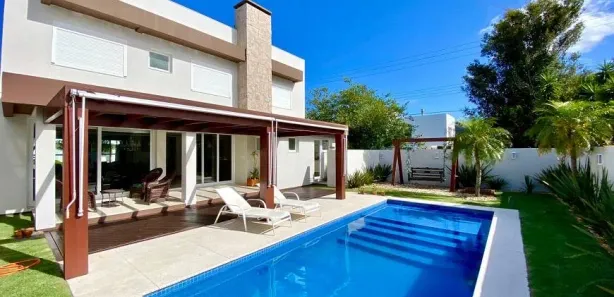 Casa de Condomínio com 4 Quartos à venda, 170m² no Bairro Alto, Curitiba