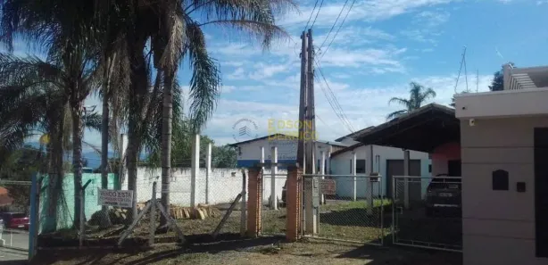 Galpão / Depósito / Armazém à venda, 700m² no Cruz, Lorena