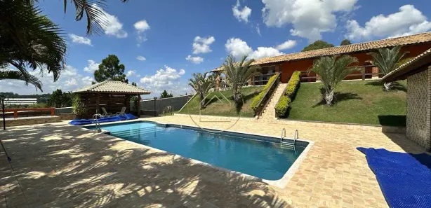 Fazenda / Sítio / Chácara com 4 Quartos à venda, 3000m² no , Mairinque