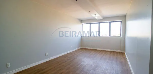 Conjunto Comercial / Sala com 2 Quartos à venda, 32m² no Samambaia Norte, Brasília