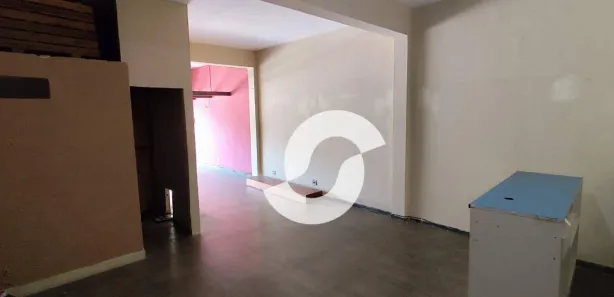 Loja / Salão / Ponto Comercial à venda, 63m² no Serra Grande, Niterói
