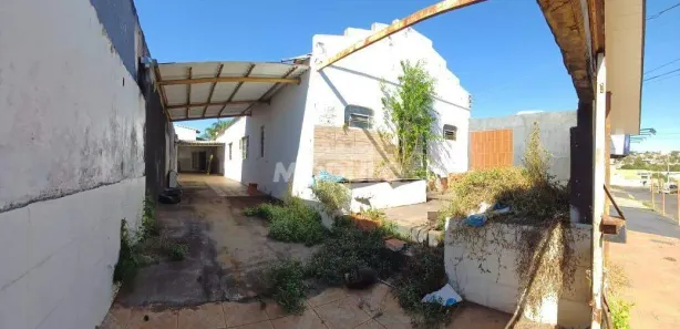 Galpão / Depósito / Armazém à venda, 190m² no Daniel Fonseca, Uberlândia