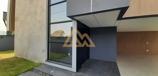 Sobrado com 4 Quartos à venda, 315m² no Parque Pinheiros, Poços de Caldas