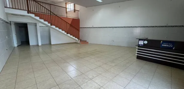 Galpão / Depósito / Armazém para venda ou aluguel, 163m² no Residencial Quinta dos Vinhedos, Bragança Paulista