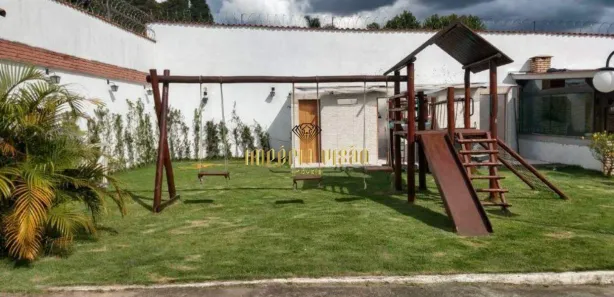 Casa com 3 Quartos para alugar, 400m² no Vila Áurea, Poá