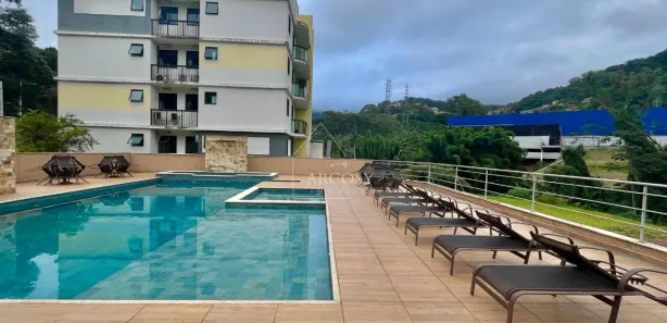 Apartamento com 2 Quartos à venda, 72m² no Samambaia, Petrópolis
