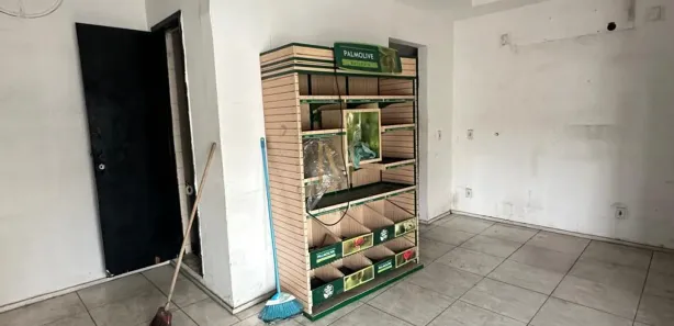 Loja / Salão / Ponto Comercial à venda, 30m² no Parque Lafaiete, Duque de Caxias