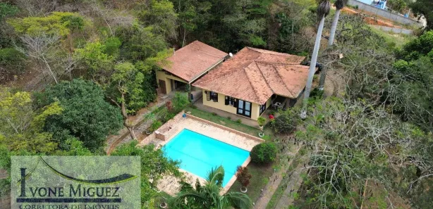 Fazenda / Sítio / Chácara com 4 Quartos à venda, 9767m² no Arcozelo, Paty do Alferes