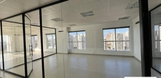 Andar / Laje corporativa para alugar, 230m² no Gleba Fazenda Palhano, Londrina