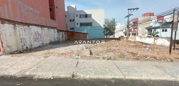 Terreno / Lote / Condomínio para alugar, 360m² no Nossa Senhora de Fátima, Santa Maria