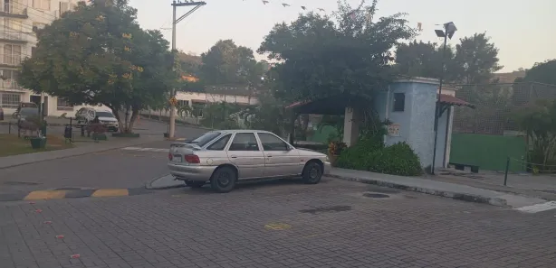 Apartamento com 3 Quartos para venda ou aluguel, 55m² no Rocha, São Gonçalo