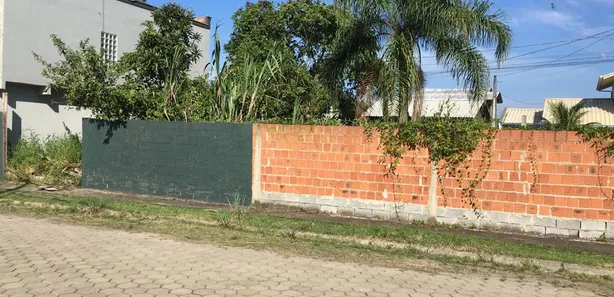 Terreno / Lote / Condomínio à venda, 264m² no Itacolomi, Balneário Piçarras