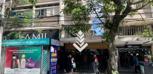 Prédio Inteiro para alugar, 800m² no Centro, Nova Friburgo
