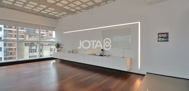 Conjunto Comercial / Sala para alugar, 43m² no Centro, Curitiba