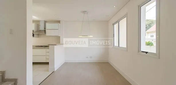 Sobrado com 3 Quartos à venda, 125m² no Barreirinha, Curitiba