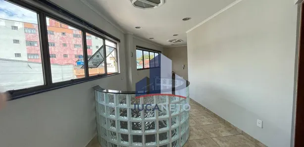 Prédio Inteiro para alugar, 130m² no Jardim Anchieta, Mauá