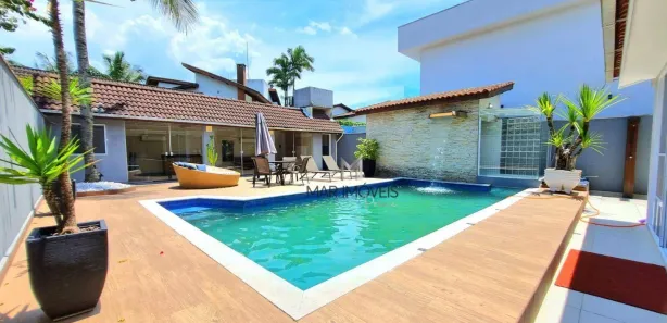 Casa de Condomínio com 3 Quartos para alugar, 230m² no Balneário Praia do Pernambuco, Guarujá