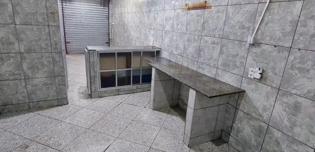 Loja / Salão / Ponto Comercial para alugar, 30m² no Jardim Jalisco, Resende