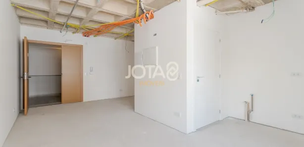 Conjunto Comercial / Sala para alugar, 22m² no Centro, Curitiba