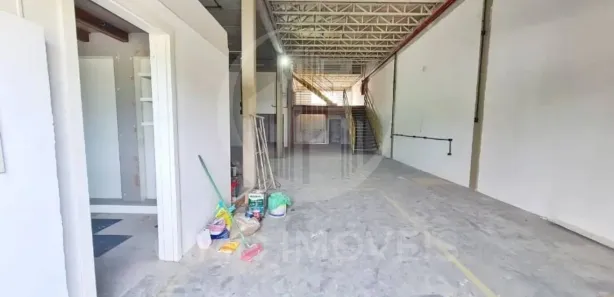 Galpão / Depósito / Armazém à venda, 440m² no Nova Esperança, Balneário Camboriú