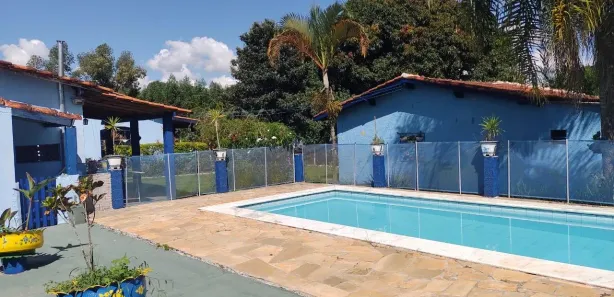 Fazenda / Sítio / Chácara com 3 Quartos para alugar, 2000m² no Bosque dos Eucaliptos, Araçoiaba da Serra