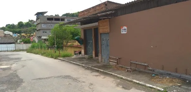 Galpão / Depósito / Armazém à venda, 300m² no 9 de Abril, Barra Mansa