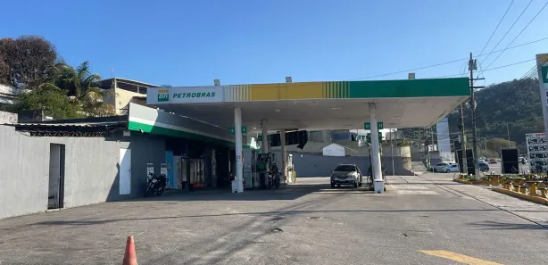 Loja / Salão / Ponto Comercial para alugar, 30m² no Colubande, São Gonçalo