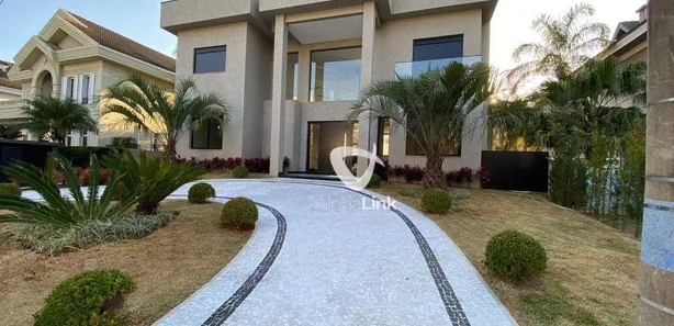 Casa de Condomínio com 5 Quartos para venda ou aluguel, 750m² no Tamboré, Santana de Parnaíba