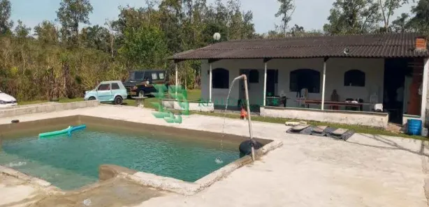 Fazenda / Sítio / Chácara com 4 Quartos à venda, 200m² no Parque Balneario Comodoro, Mongaguá