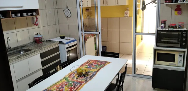 Casa de Vila com 2 Quartos à venda, 104m² no Vila Maria Eugênia, Campinas