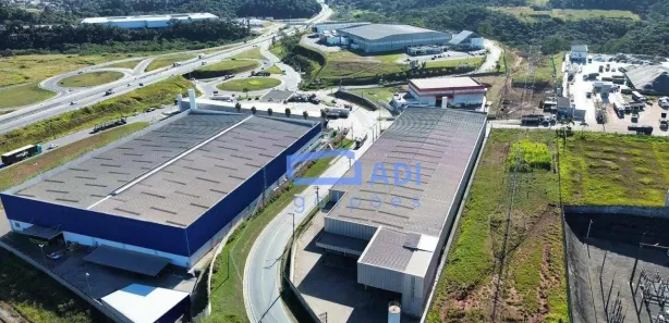 Galpão / Depósito / Armazém para alugar, 5600m² no Taboão, Mogi das Cruzes