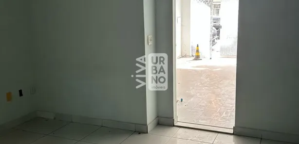 Loja / Salão / Ponto Comercial para venda ou aluguel, 90m² no Jardim Amália, Volta Redonda