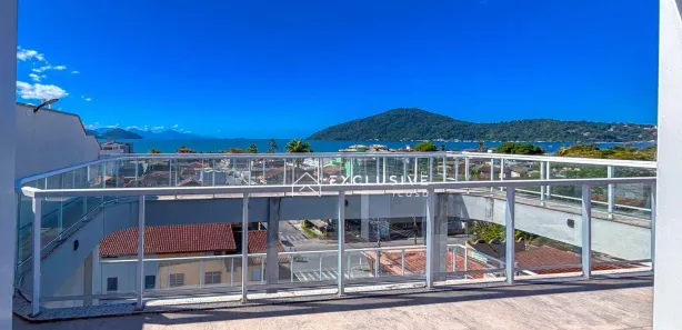 Cobertura com 3 Quartos para venda ou aluguel, 500m² no Barra da Lagoa, Ubatuba