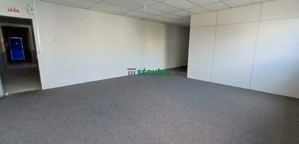 Conjunto Comercial / Sala para alugar, 81m² no Amizade, Jaraguá do Sul