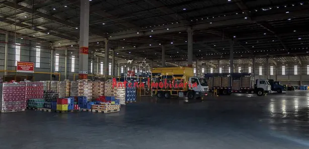 Galpão / Depósito / Armazém à venda, 12700m² no Vila Sul Americana, Carapicuíba