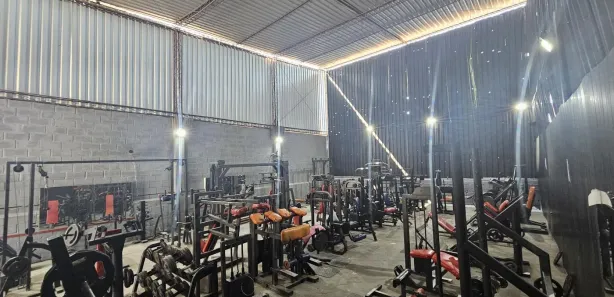 Loja / Salão / Ponto Comercial à venda, 300m² no Vila Norma, Mesquita