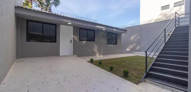Loja / Salão / Ponto Comercial com 1 Quarto para alugar, 50m² no Vila Izabel, Curitiba
