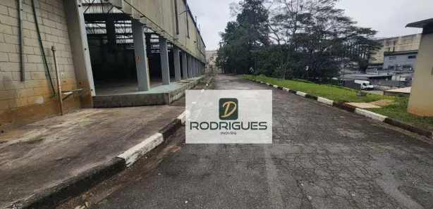 Galpão / Depósito / Armazém para alugar, 5000m² no Piraporinha, Diadema