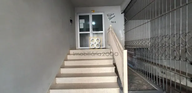 Apartamento com 2 Quartos para alugar, 54m² no Centro, Curitiba