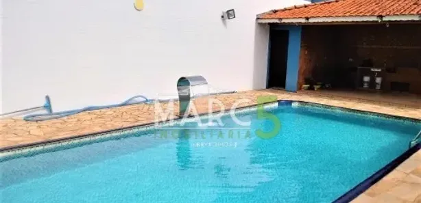 Fazenda / Sítio / Chácara com 2 Quartos à venda, 450m² no Jardim Arujá, Arujá