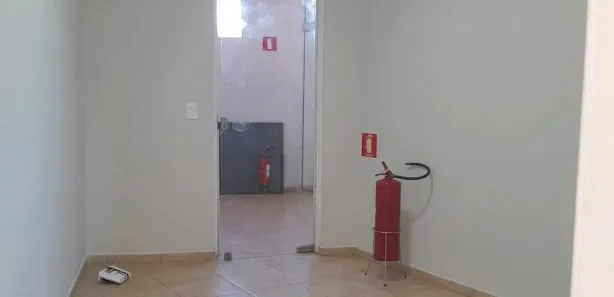 Conjunto Comercial / Sala para alugar, 35m² no Jardim Berlim, Jaguariúna