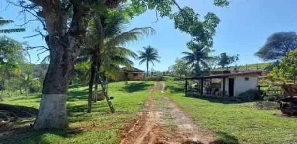 Fazenda / Sítio / Chácara com 2 Quartos à venda, 180000m² no Olaria, Nova Friburgo